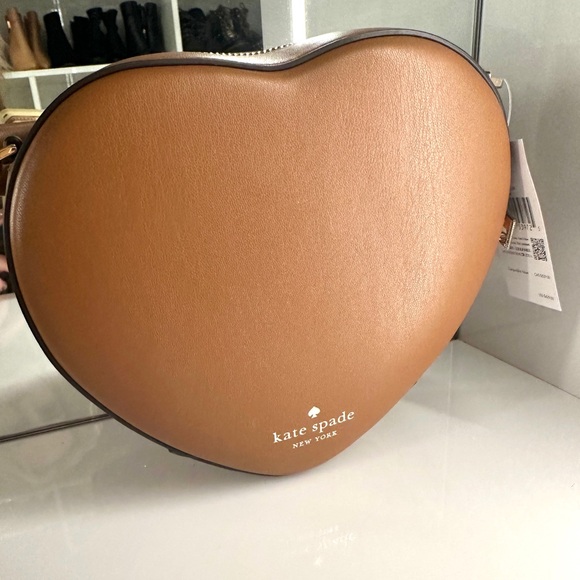 Kate Spade NYC 3D Pretzel Crossbody Bag NWT - Picture 5 of 8